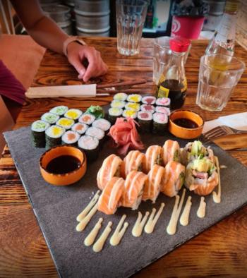 Sensei Sushi Wok & Bar Senec<